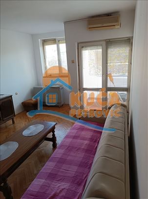 Izdaje se odličan stan kod Medicinskog fakulteta, 