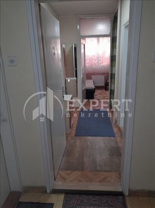 Izdaje se stan u ulici Vojvode Tankosića, 53m2, 3.