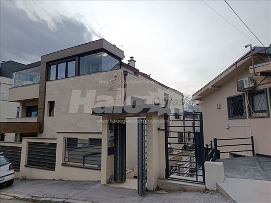 Izdajem poslovni/kancelariski prostor