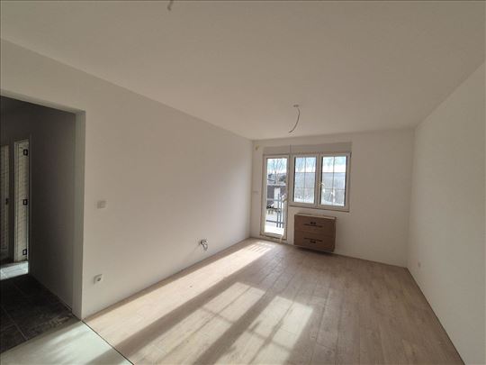 Loznica, Stan, 2.5, 59m2