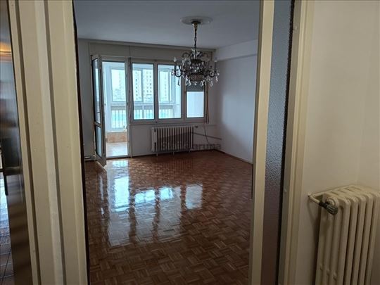 Novi Merkator, 3.0, renoviran