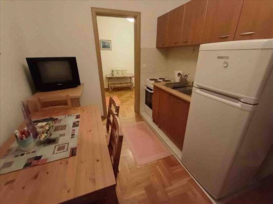 Podujevska,1.0 namešten ID#17816