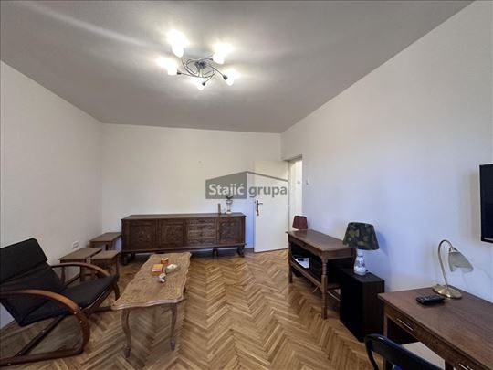 Renoviran stan od 37m2