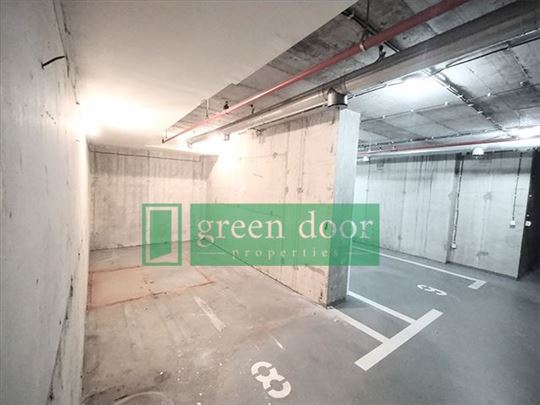 Vračar, Južni bulevar - garažno mesto