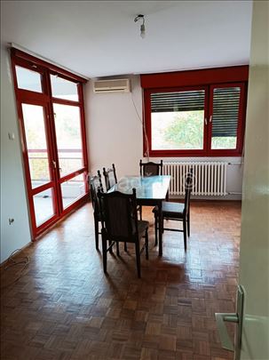 Banjica, Bulevar Oslobodjenja, 3.0 80m2, lodja 2/5