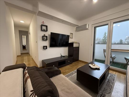 Broker - Stan fin, garaža win