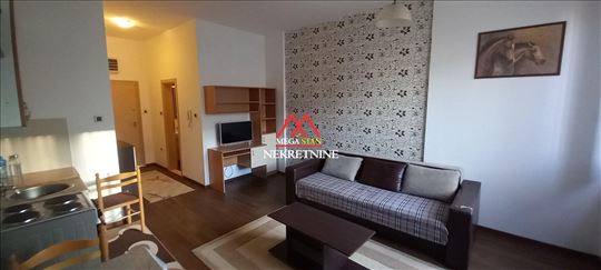 Garsonjera - 28m2 - Bulevar Evrope