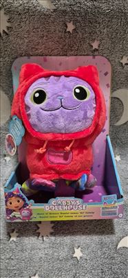 Gabi maca DJ Mačkogriz, pomera noge kada se stisne