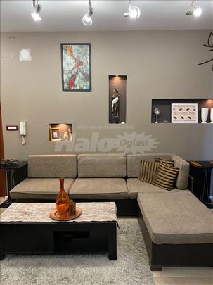 Izdajem jednosoban stan na Zvezdari