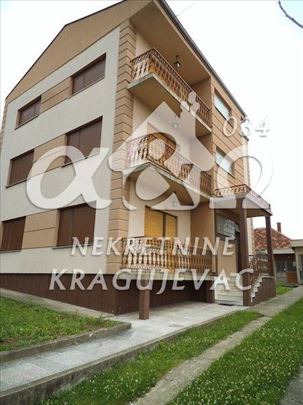 Kragujevac, Zvezda, Kuća, 10.0, 270m2