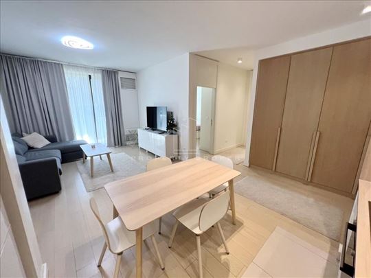 Magnolia, moderno opremljen, odmah useljiv ID#425