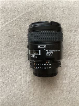 Nikon 60 mm f/2.8 Mikro-NIKOR AF-D