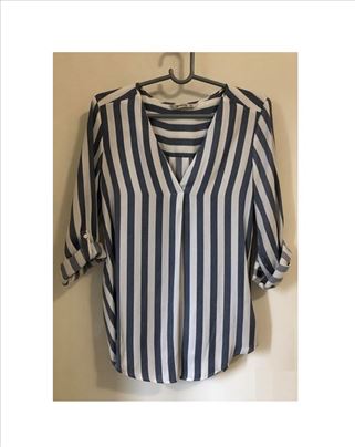 Stradivarius košulja / bluza (M)