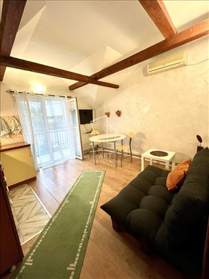 Svetao i funkcionalan stan ID#13116