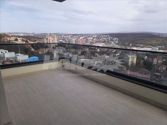 Vidikovac, četvorosoban stan, nov, useljiv stan