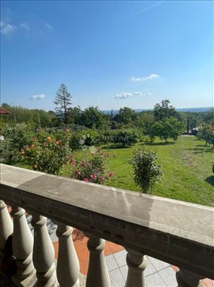 Vrčin, Avalska, lux, 2 kuće, 289 m2, plac 17.5 ari