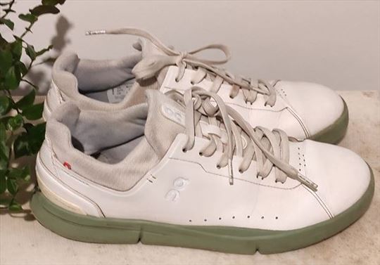 Komfor i Stil za Ceo Dan - On Cloud Patike br.45  