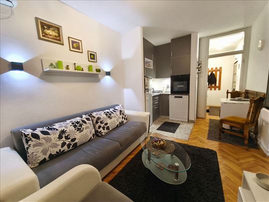 Lep 1.5 stan, 35m2, Braće Ribnikar