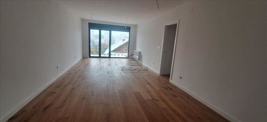 Lux novogradnja, 4.0, Autokomanda ID#7088