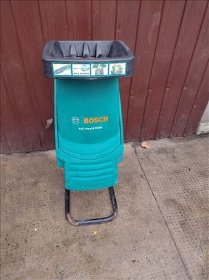 Seckalica za grane BOSCH 2200 W