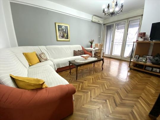 Vračar-Cara Nikoja II-Dvoiposoban-Uknjižen ID#3107