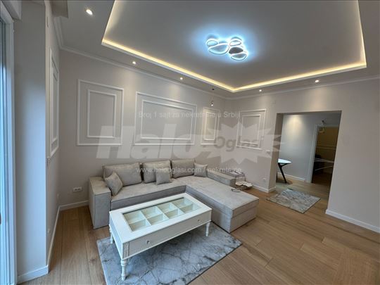 Izdajem lux stan kod Vukovog spomenika