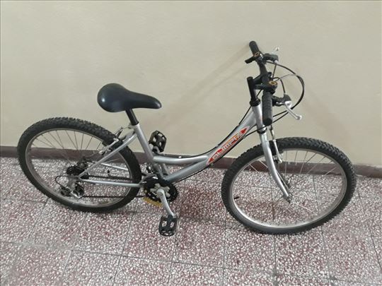 Olimpia bicikl nove gume fiskalni računi Garancija