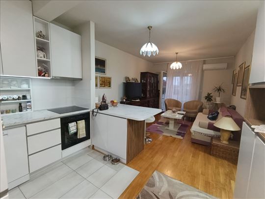 Stan Odlicne Strukture