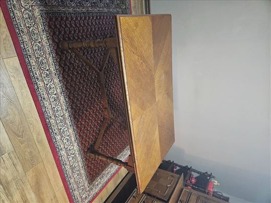 Trpezarisjki sto+stolice-slavonski hrast