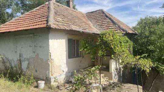 15 ari, Kuca, Gradjevinsko, Uknjizeno