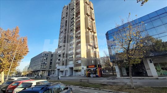 Bulevar Osobođenja br 9 železnčka stnica