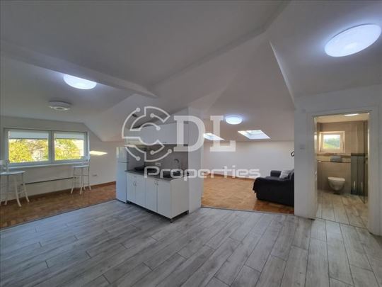 Dvosoban stan,70m2,IV sprat bez lifta ID#2549