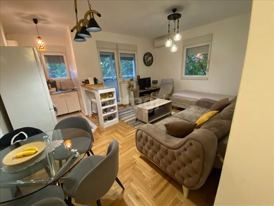 Funkcionalan, namešten 2.0 soban na VPR