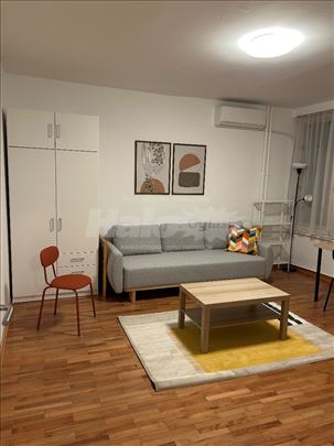 Konjarnik, 1.5, renoviran, odlican, izdaje vlasnik