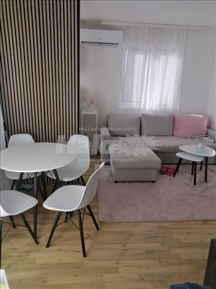 Krnjača, jednoiposoban stan, novogradnja