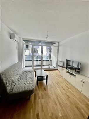 Lux - SunnyVille, garažno mesto, neseljavan! ID#15