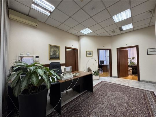 Odličan poslovni prostor kod Starog Merkatora ID#2