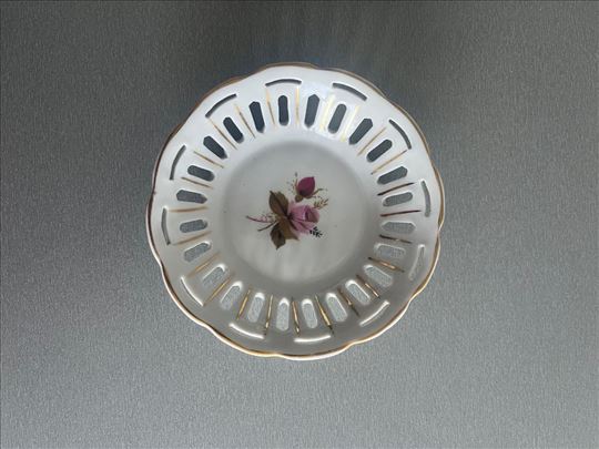 Porcelanska satula iz 70tih