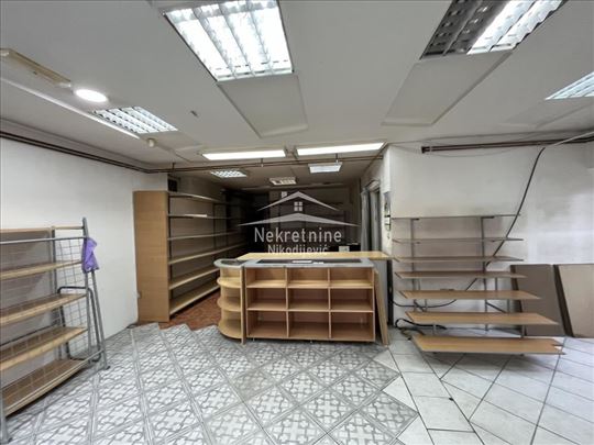 Razrađen lokal na prometnom mestu ID#1144