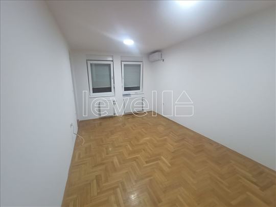 Stan,Novi Sad,Bulevar Patrijarha Pavla,kv: 50.00,