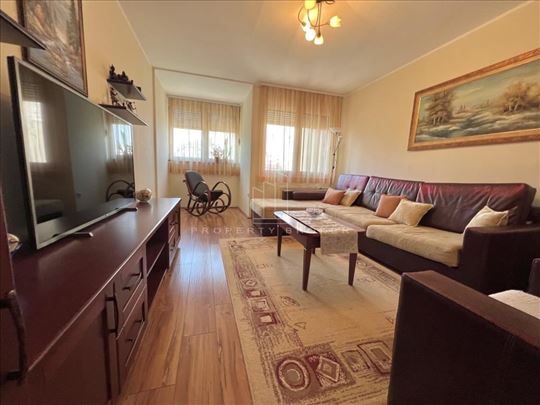 Vidikovački venac, odlična lokacija, useljiv odmah