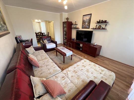 Vidikovački venac, odlična lokacija, useljiv odmah