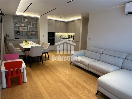 Vrtovi Ceraka, nov odličan namešten stan ID#1547