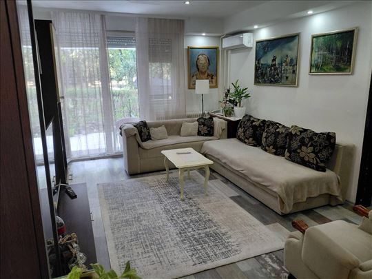 2.5, 65m2, Španskih boraca, Blok 28, dvorište