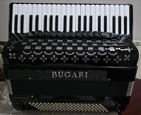 Bugari Armando Champion 120b 2+2 kabinska 1.klasa