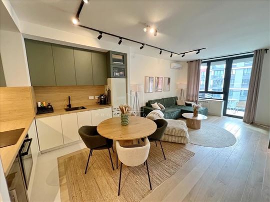 BW Eterna, kompletno namešten, svetao, useljiv ID#