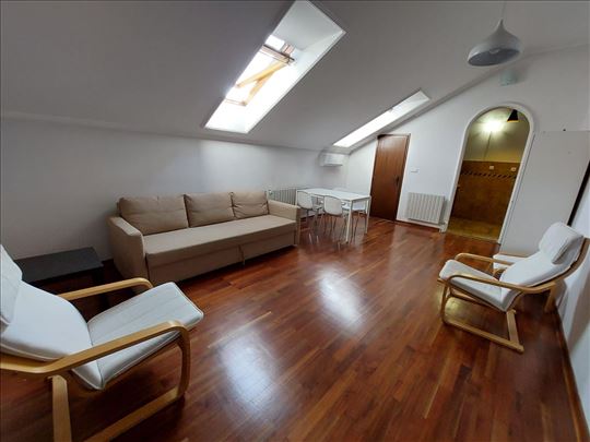 Centar, renoviran, funkcionalan, ID 18892