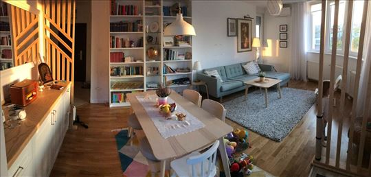 Četvorosoban porodični stan na Petrovaradinu !