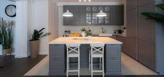 Četvorosoban stan za izdavanje, Neznanog Junaka