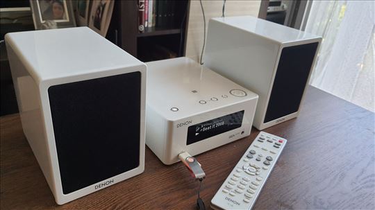 Denon Ceol Piccolo DRA-N4 kao iz radnje